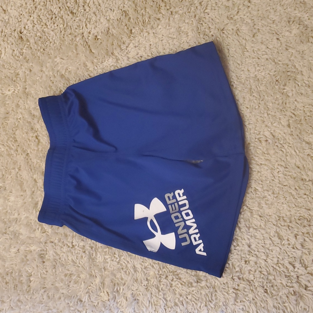 5 For $25‎ Under Armour Blue Shorts Youth Size 5